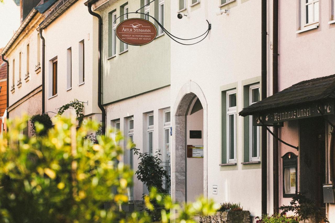Weingut Pastoriushaus - Artur Steinmann Hotel Sommerhausen Exterior foto